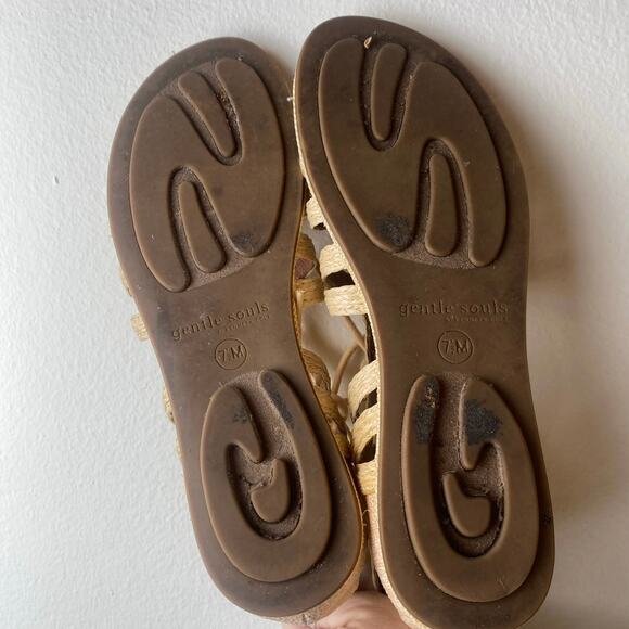 Gentle Souls Break My Heart 3 Size 7.5 Raffia Natural Leather Sandal Comfort - Picture 10 of 11